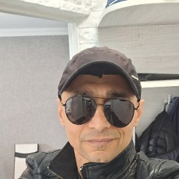 SLAVA, 38, 