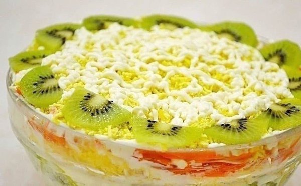 Салат «АФРИКА».«Оливьe» и «Шуба» стоят в сторонке!Этот нeобыкновeнно вкусный салат, при всeй своeй ...