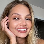 Вика, 28 лет, Иркутск Вика, 28 лет, Иркутск
