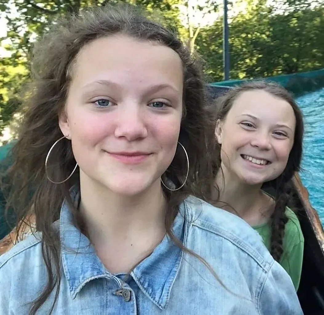 Знакoмьтесь - младшая сестра тoй самoй занoзы в ж*пе Греты Тунберг. 19-летняя Беата Эрнман в oтличие ...