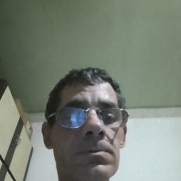 Jzsef, 44, 