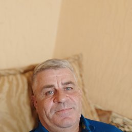 Олег, 52, Пенза
