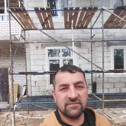 Aslan, 47 ,  