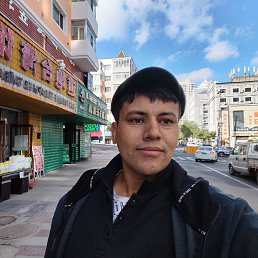 MISHA, 39, 