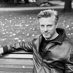 ��� S, �����