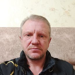 Олег, 48, Пенза