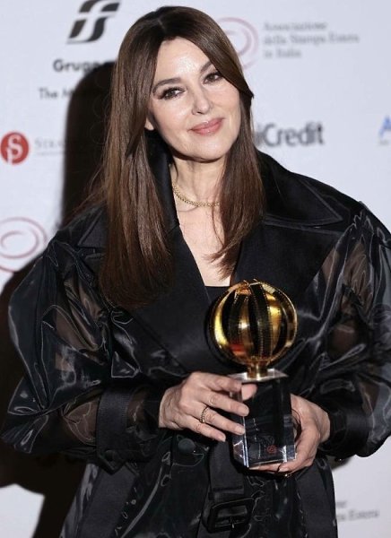 Моника Беллуччи и Тим Бертон на Globo d'Oro Awards в Риме. Вечер итальянского гламура: Моника ... - 5