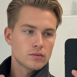 Julian, ������, 23 ����