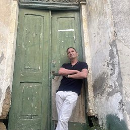 ���� George, ������, 63 ���� - ��������� 15 �������� 2024