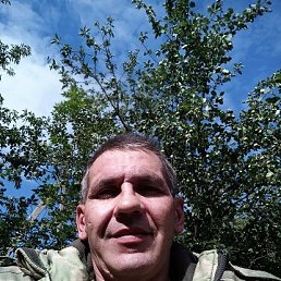 Алексей, 45 лет, Новосибирск Алексей, 45 лет, Новосибирск