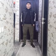 Denis, 41 , 