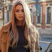 Polina, 23 , 