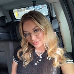Tessa, 33, 