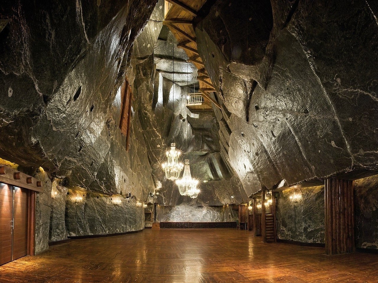 Шахта величка польша. Соляная шахта в величке польша. Шахта величка краков. Величка польша соляные шахты. Соляная шахта величка в польше.