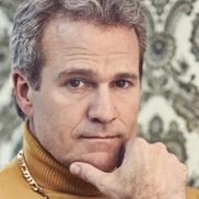 �����, 52 ����, ����������