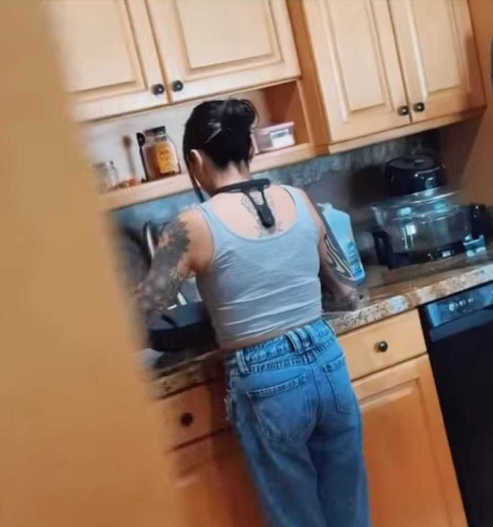   ( )     ,    24 .  ...