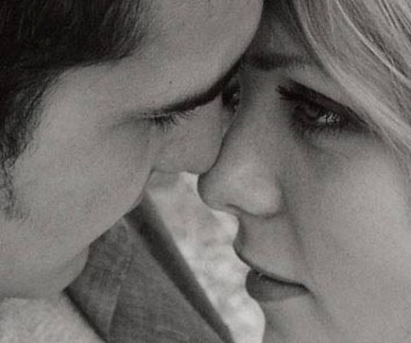   .    ,Ÿ   .    ,   ...