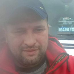 Denis, , 43 