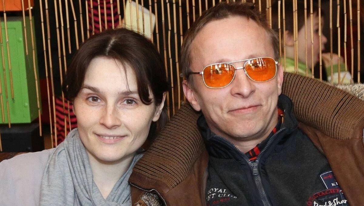 Иван Охлобыстин рассказал о знакомстве с женой.Первая встреча супругов произошла в 1995 году. Актер ...
