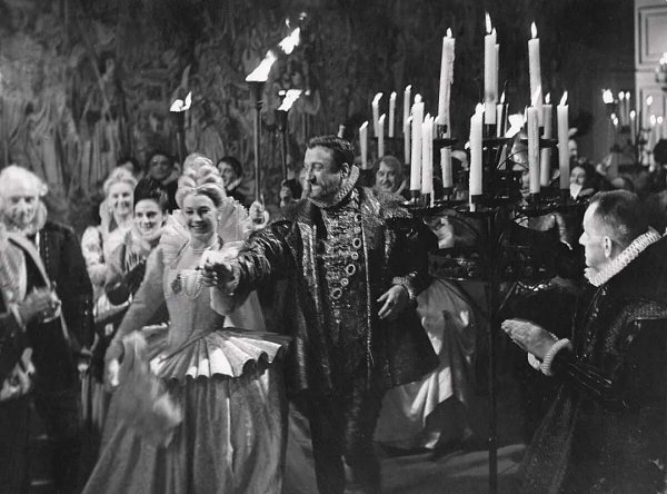 60 лет назад фильм "Гамлет" 1964 года "убил наповал" Голливуд и Британскую ... - 3