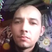 Dmitrii, 38, 