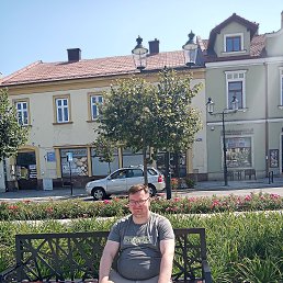 Maciej, 33, 