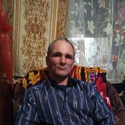 Oleg, 46, 