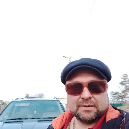 Alexander, 41, -