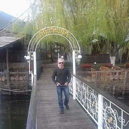 geno, 49, 