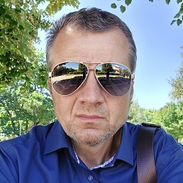 Vladimir, 48, 