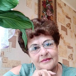 Galina, 68, 