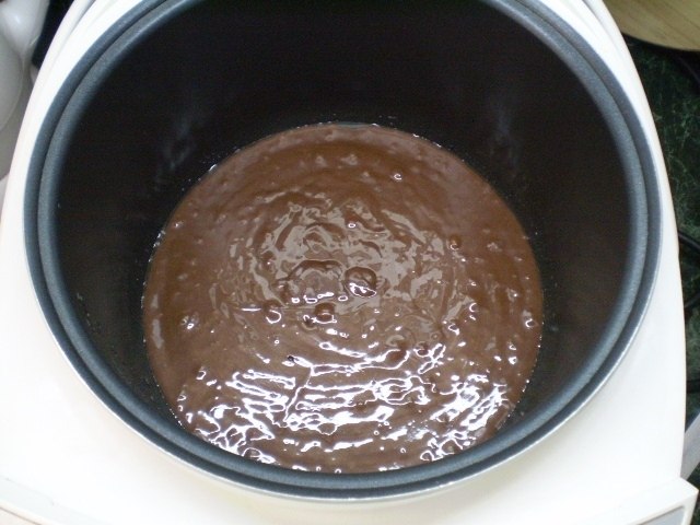 Воздушный шоколадный бисквит.Смешайте все ингредиенты миксером до однородного теста. Выпекайте в ... - 7