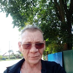 Nik, 46, 
