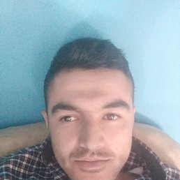 Feruz, 32, 