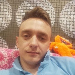 Alex, 29, 