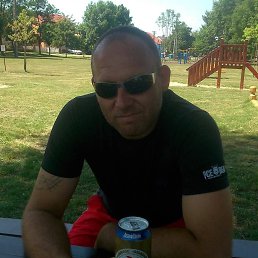 Istvn, 37, 
