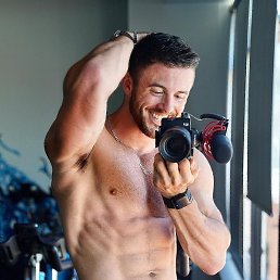 James, ������, 34 ����