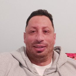 Milos, 39, 