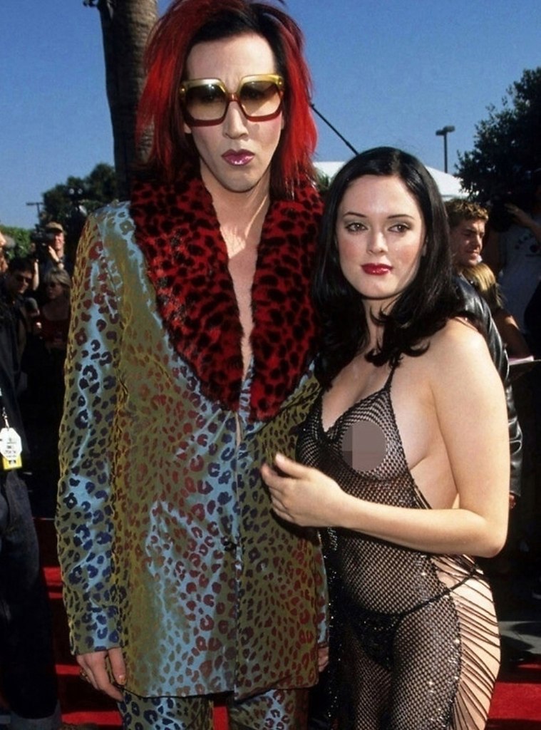 Ha epeo MTV Video Music Awards 1998 oa Mp Mco  eo oa eya Poy Maoy ...