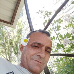 Serdar, 48, 