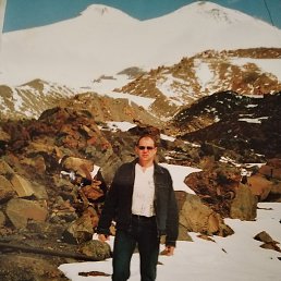 ������, ����, 52 ����