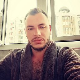 Davyd, 32, 