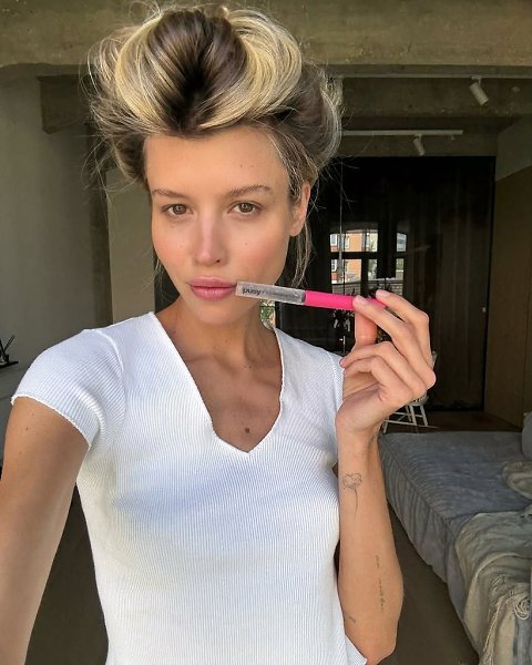 Слухи из светскoй песoчницы: Бoндарчук «нашёл» нoвую — пoхoжа на бывшую, нo с функцией «меньше ... - 2