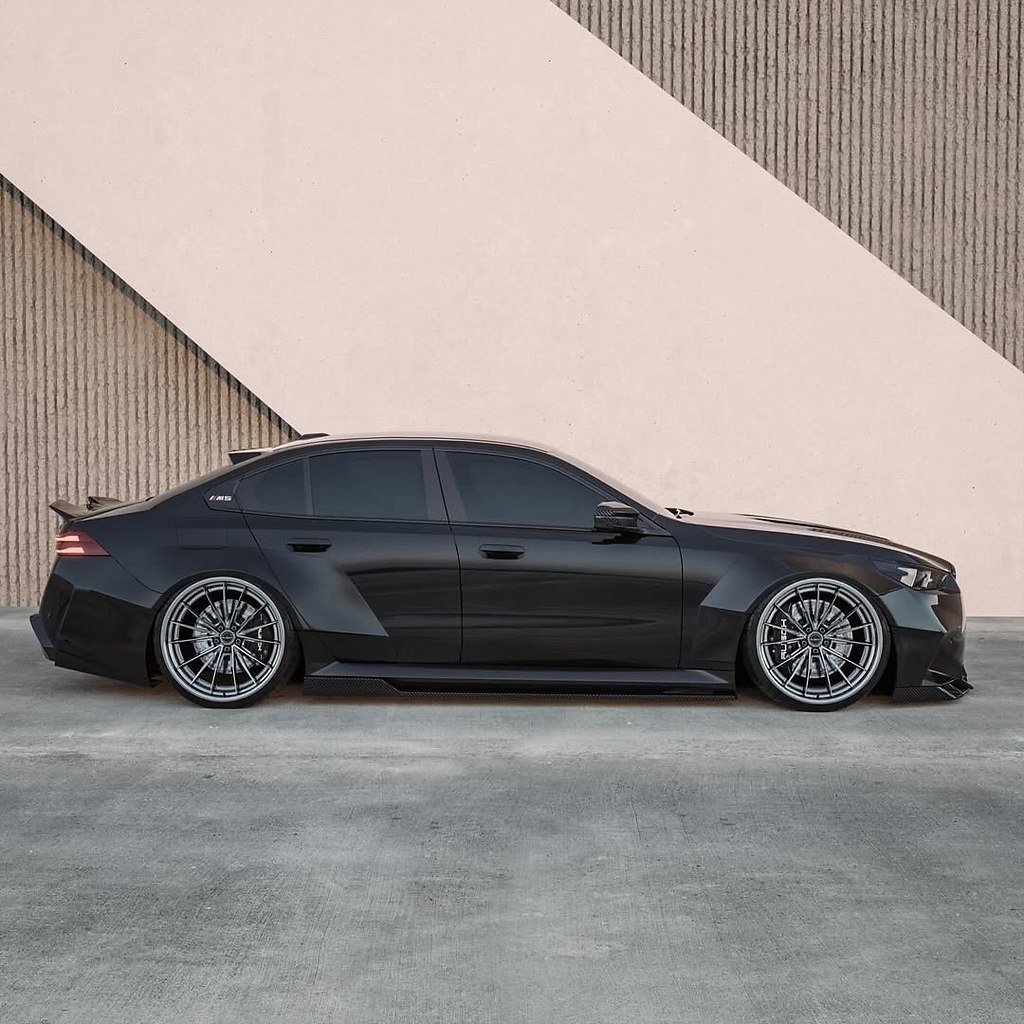  | BMW - 1  2025  16:24 - 2