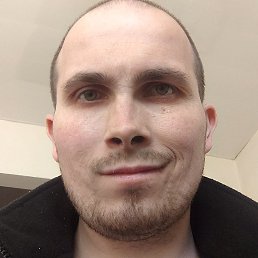 Dmytro, 31, 