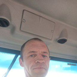 Ivan, 41, 
