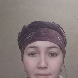 Mahzuna, 22, 