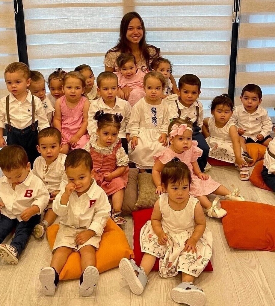 26-летняя грузинка Кристина Озтюрк и ее 58-летний турецкий муж-миллионер Галип Озтюрк воспитывают 22 ... - 3