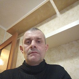 Vitaly, 46, 