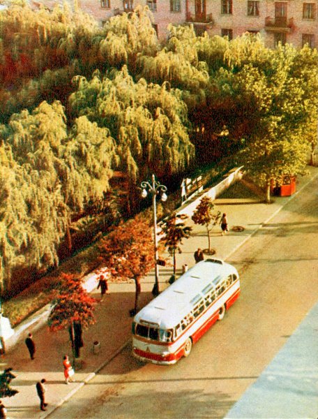 Улица Карла Маркса (Большая Перспективная) в Кировограде (Кропивницкий). 1960-е гг.
